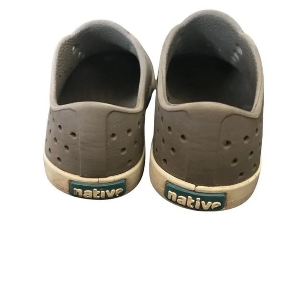Native Shoes Little Kids Gray Slip On Shoes Size C 9